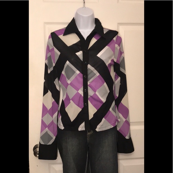 Tops - 🔥 BUY 1 GET 1 FREE 🔥 • Cute Button Up Blouse